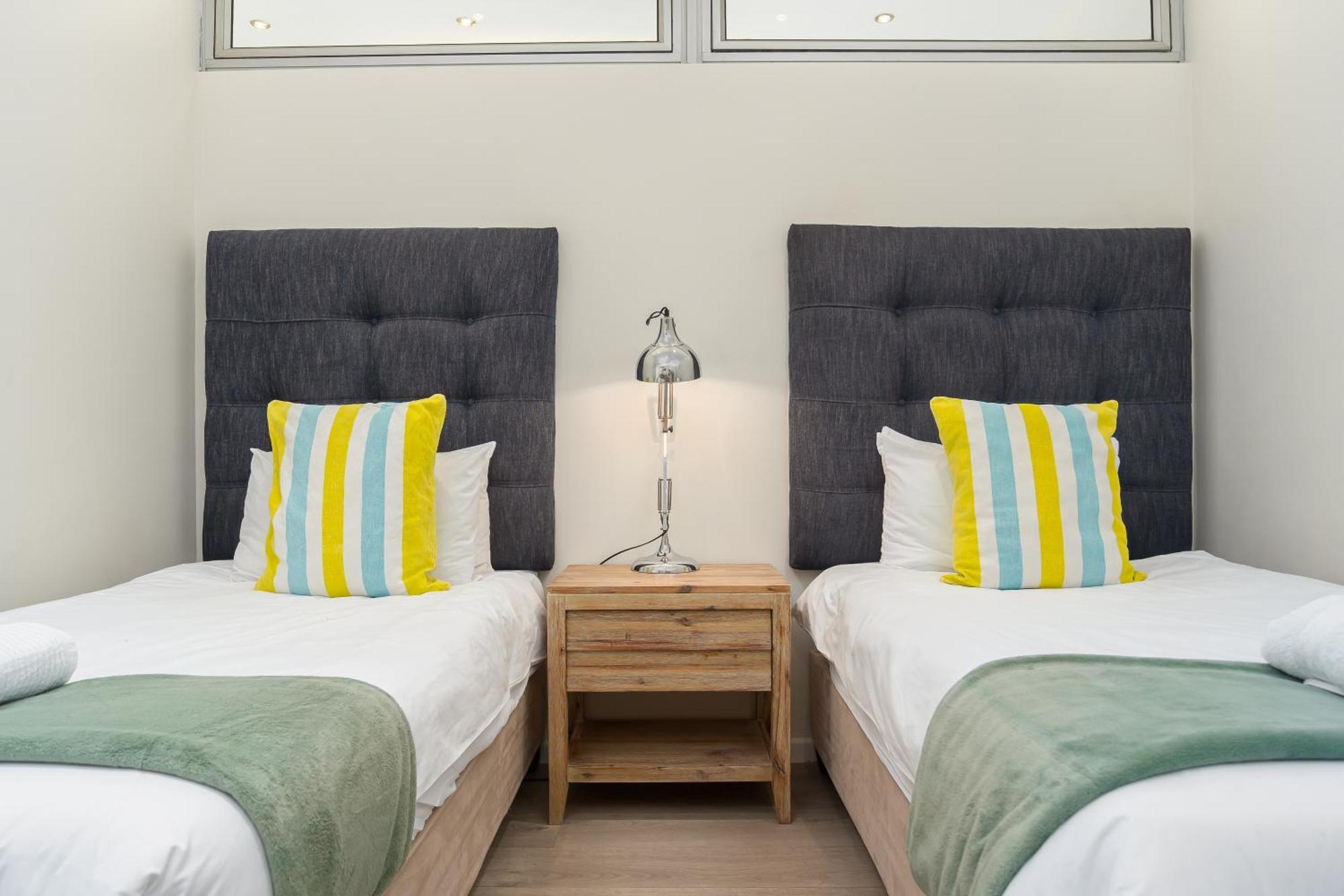 Four Seasons Apartments Cape Town Eksteriør bilde